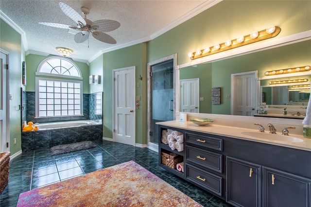 5405 Hulen Dr, Corpus Christi, TX 78413