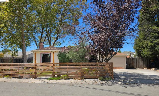 21367 Rizzo Ave, Castro Valley, CA 94546