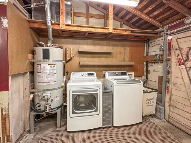 21367 Rizzo Ave, Castro Valley, CA 94546
