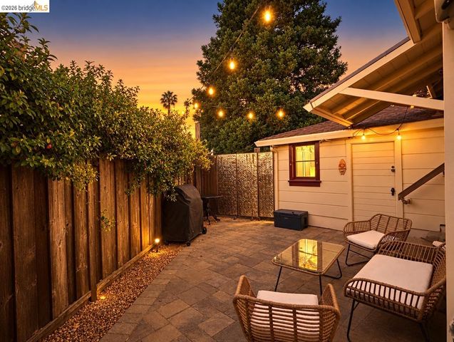21367 Rizzo Ave, Castro Valley, CA 94546