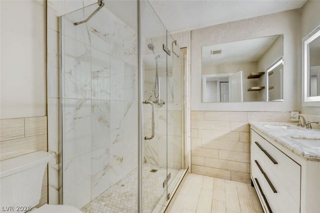 304 Orland Street 38, Las Vegas, NV 89107