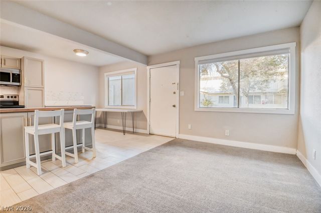 304 Orland Street 38, Las Vegas, NV 89107