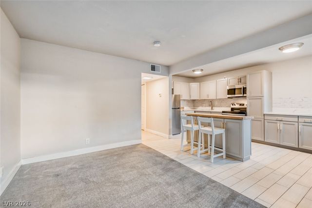 304 Orland Street 38, Las Vegas, NV 89107