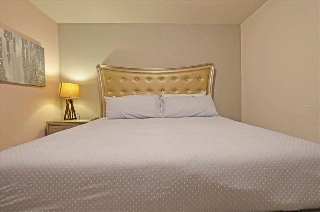 1663 LIMA AVENUE, Kissimmee, FL 34747