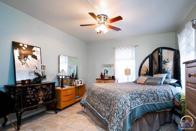 5801 SW 22nd Ter Unit 1, Main floor, Topeka, KS 66614