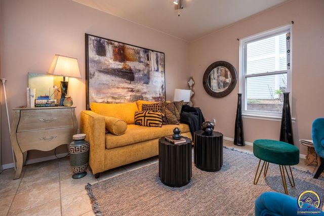 5801 SW 22nd Ter Unit 1, Main floor, Topeka, KS 66614