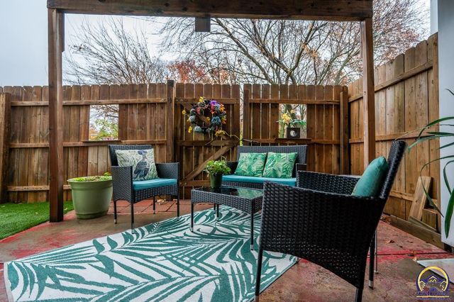 5801 SW 22nd Ter Unit 1, Main floor, Topeka, KS 66614