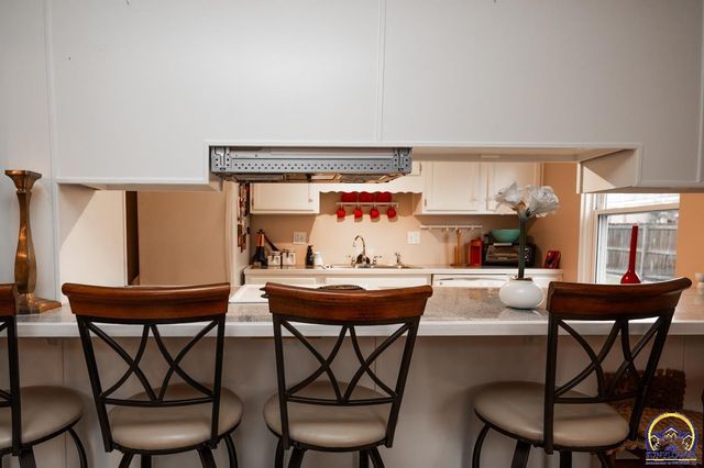 5801 SW 22nd Ter Unit 1, Main floor, Topeka, KS 66614