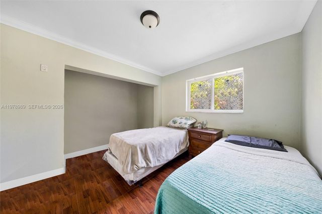 12090 NW 12th Ave, North Miami, FL 33168