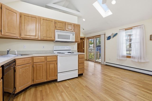 10 Cedarcrest Rd, Canton, MA 02021