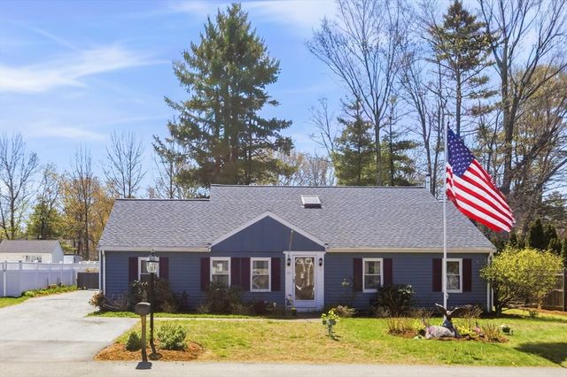 10 Cedarcrest Rd, Canton, MA 02021