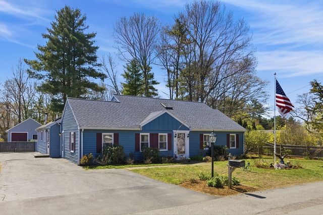 10 Cedarcrest Rd, Canton, MA 02021