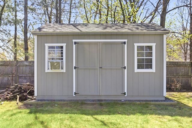10 Cedarcrest Rd, Canton, MA 02021