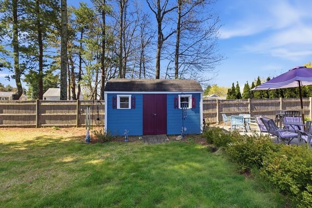 10 Cedarcrest Rd, Canton, MA 02021