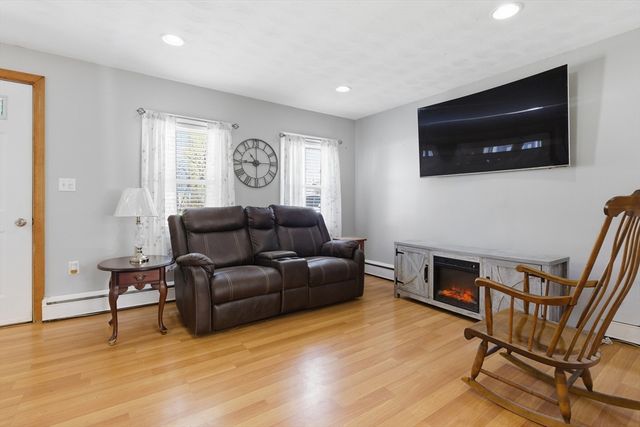 10 Cedarcrest Rd, Canton, MA 02021