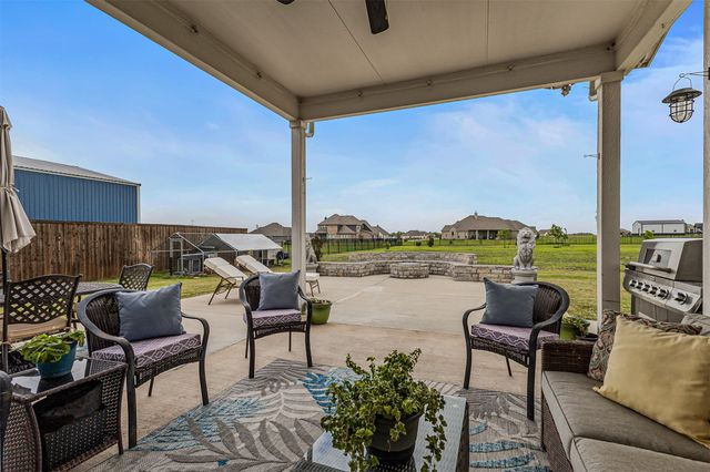 2130 Providence Way, Nevada, TX 75173