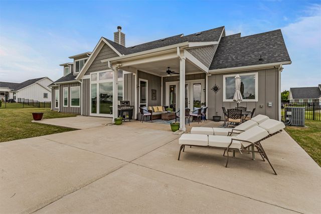 2130 Providence Way, Nevada, TX 75173