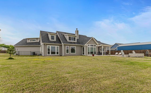 2130 Providence Way, Nevada, TX 75173