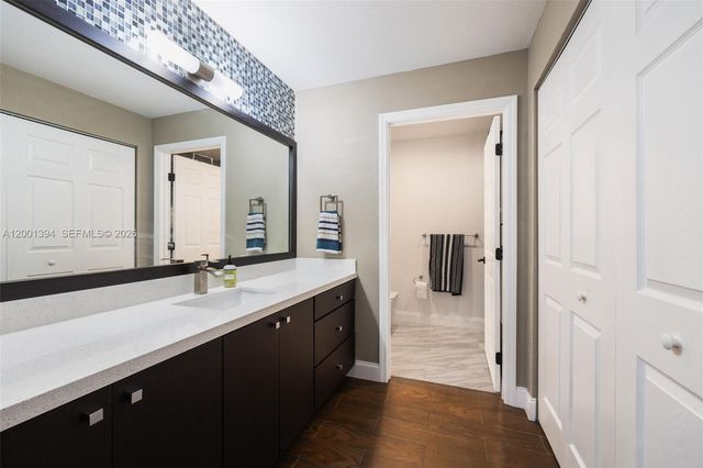 3506 NW 79th Way, Davie, FL 33024