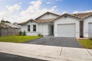 3506 NW 79th Way, Davie, FL 33024
