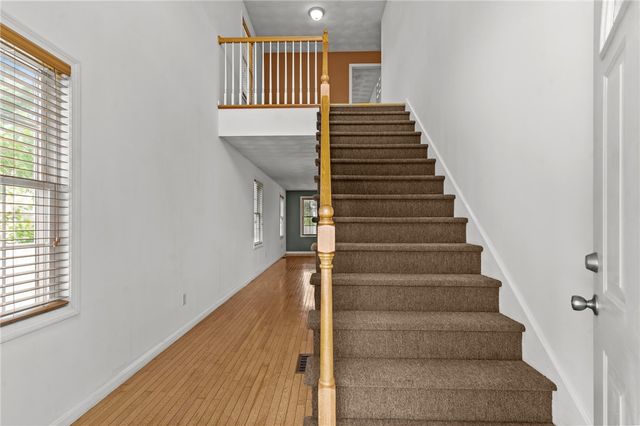 1 Lisi Lane 1, Providence, RI 02904