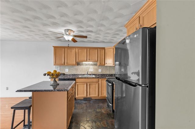 1 Lisi Lane 1, Providence, RI 02904