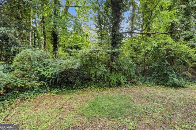 1800 Oakmont Drive NW, Atlanta, GA 30314