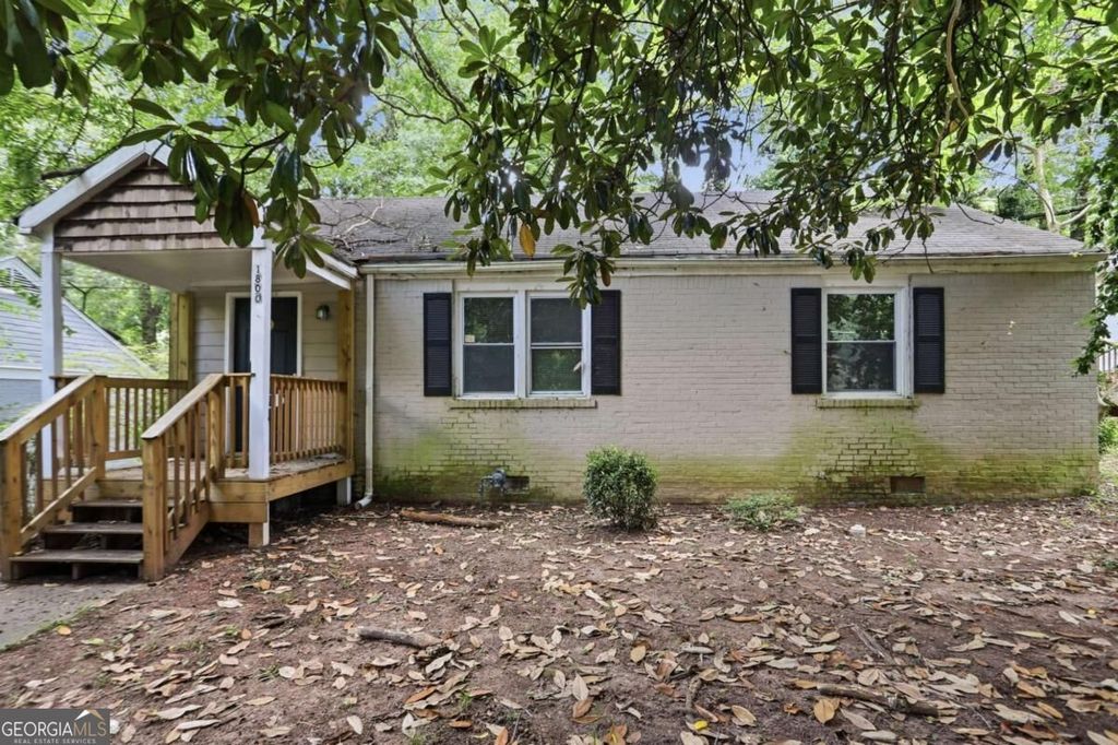 1800 Oakmont Drive NW, Atlanta, GA 30314