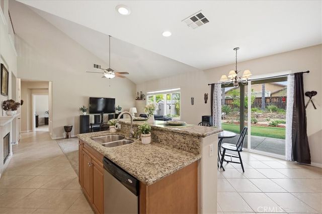 37052 Almond, Murrieta, CA 92563