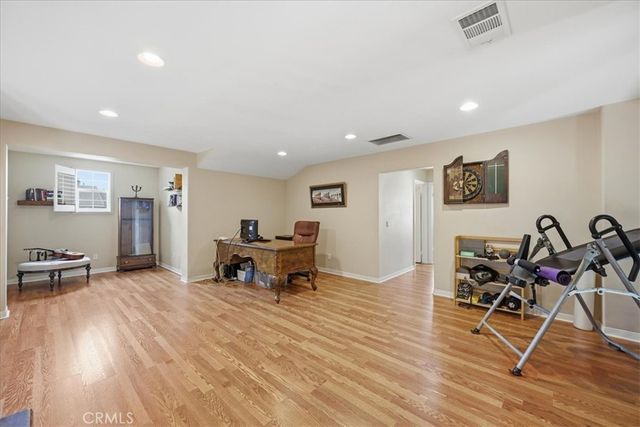 37052 Almond, Murrieta, CA 92563