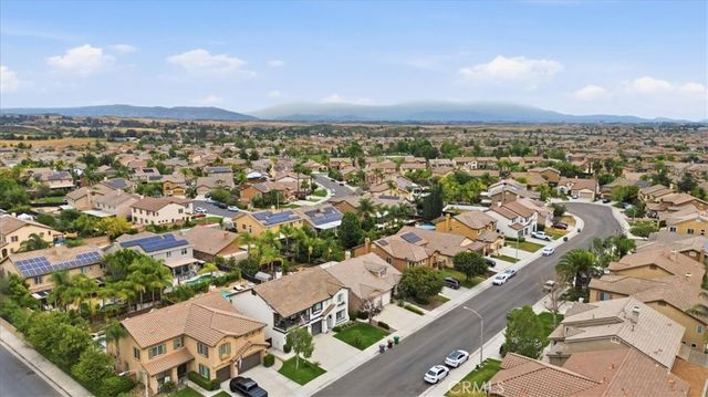 37052 Almond, Murrieta, CA 92563