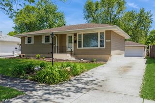 8035 North Drive, Highland, IN 46322