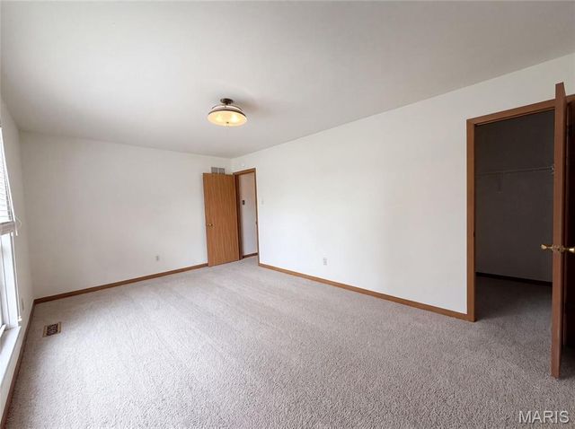 3679 Vago Lane, Florissant, MO 63034