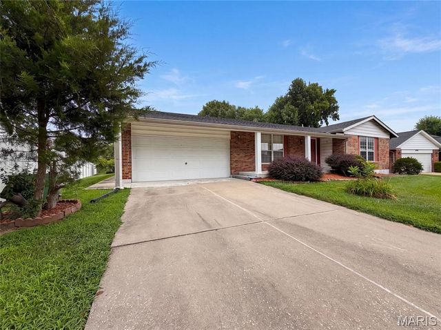 3679 Vago Lane, Florissant, MO 63034
