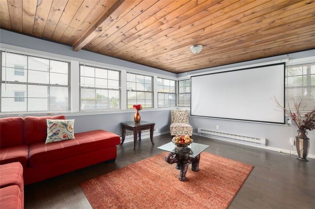 204 Reservoir Avenue, Lincoln, RI 02865