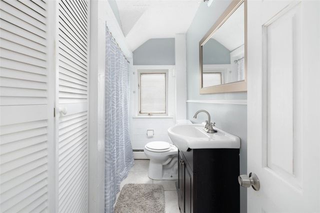 204 Reservoir Avenue, Lincoln, RI 02865