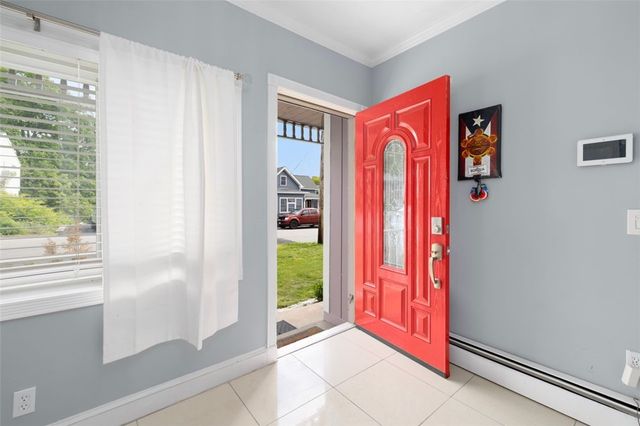 204 Reservoir Avenue, Lincoln, RI 02865