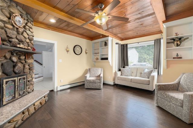 204 Reservoir Avenue, Lincoln, RI 02865