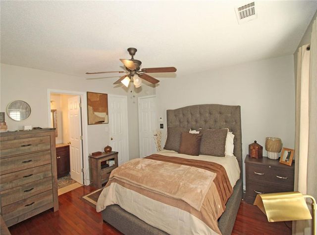 162 Summer Lake SW Drive, Marietta, GA 30060