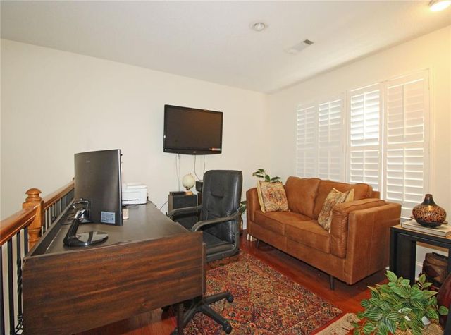 162 Summer Lake SW Drive, Marietta, GA 30060