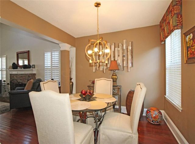 162 Summer Lake SW Drive, Marietta, GA 30060