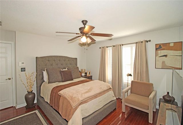 162 Summer Lake SW Drive, Marietta, GA 30060