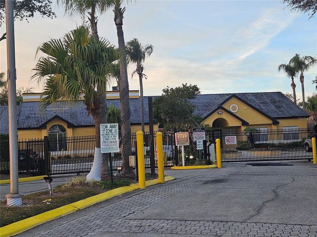 4518 COMMANDER DRIVE 1915, Orlando, FL 32822