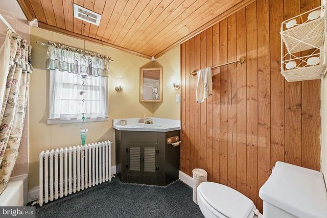 7458 S MAIN ST, Coopersburg, PA 18036