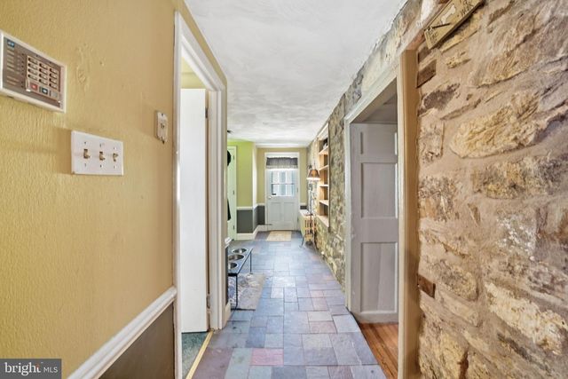7458 S MAIN ST, Coopersburg, PA 18036