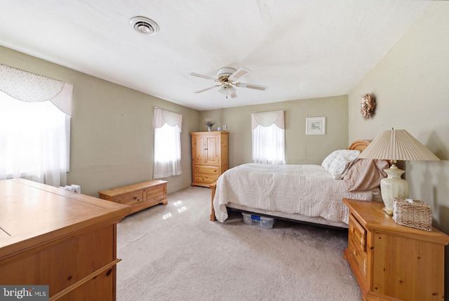 7458 S MAIN ST, Coopersburg, PA 18036