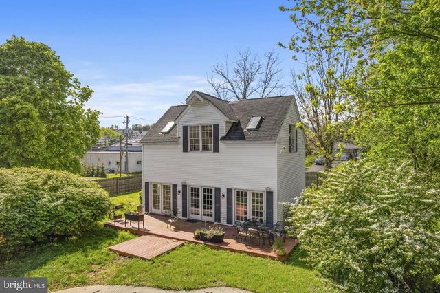 7458 S MAIN ST, Coopersburg, PA 18036