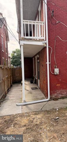 1828 STATE ST, Harrisburg, PA 17103