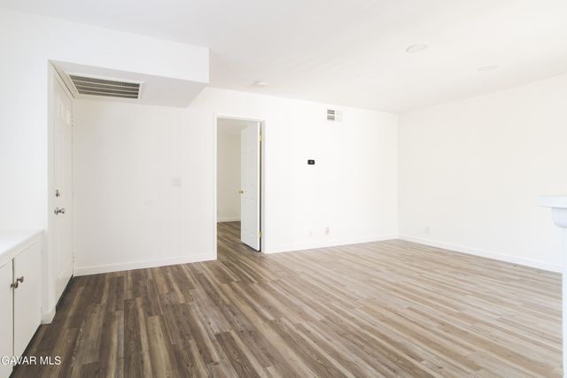 2554 Olive Drive Apt 96, Palmdale, CA 93550