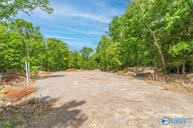 2002 James Everett Drive, Huntsville, AL 35811
